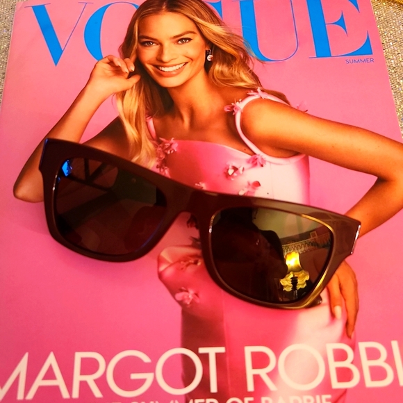 Valentino woman's va4066 fashion pilot sunglasses